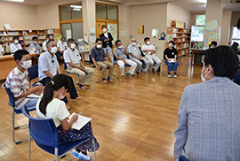 高串地区役員の皆さまと田野小学校の６年生と意見交換をしました。